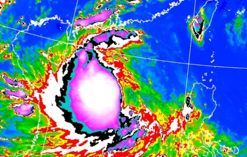 劍魚颱風對流爆發！鄭明典：還有增強空間　未來三天2地區注意了
