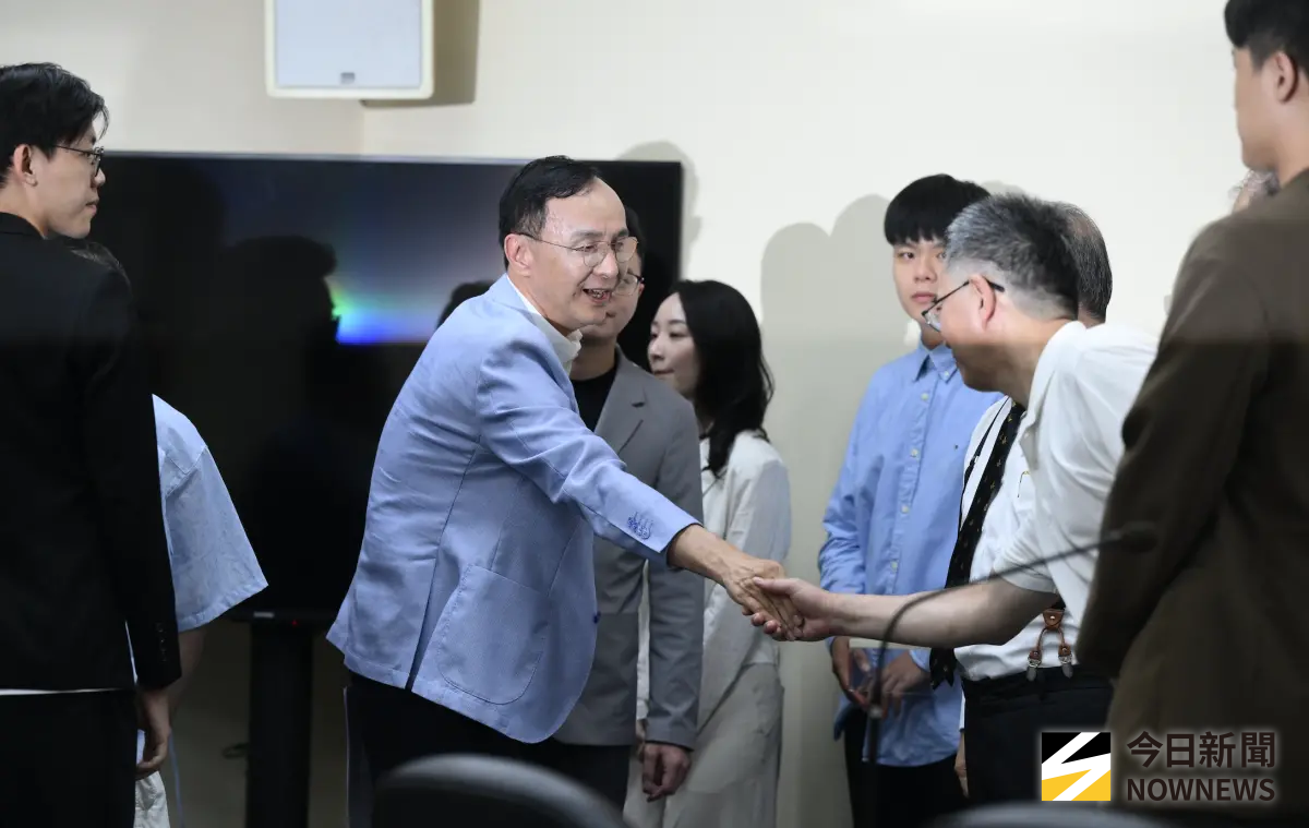 ▲國民黨主席朱立倫宣布五大迫切改革。（圖／記者林柏年攝，2025.08.23）