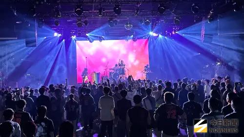 ▲今天展演中，由青年局培育的「羊米人 YUMMY MAN」、「BUTTER RIOT」攜手人氣樂團「P!SCO」、「孩子王」、「EmptyORio」輪番上陣。（圖／記者陳美嘉攝，2025.08.23）