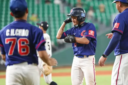 ▲中華隊開路先鋒黃子齊本場繳出2打數2安打、選到2次保送的超亮眼成績。（圖／中華棒協提供）