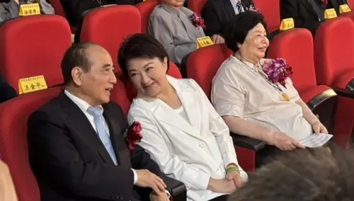 不再勸進！台中與盧秀燕同框　王金平鬆口：她未來怎麼走都會支持
