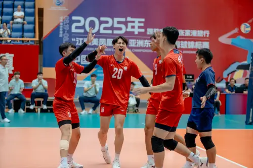 ▲中華男排連4屆亞洲東區男排賽拿到亞軍，在黃宏裕眼中，成績已經超乎預期，特別是4強跟中國打滿5局以3：2（22：25、25：21、20：25、25：22、19：17）勝出。（圖／中華排協提供）