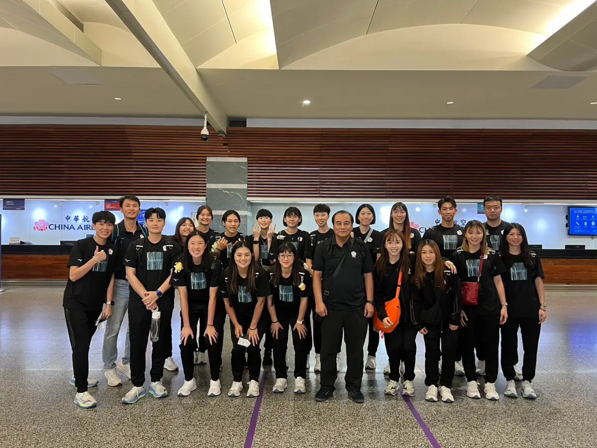 ▲中華女排在今天（24日）飛往香港，備戰8月26日至8月31日登場的亞洲東區女排錦標賽，總教練鄧衍敏期望在今年最後國際賽，能以前進冠軍戰為目標。（圖／中華排協提供）