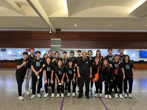 亞東盃／中華女排出征！廖苡任已歸隊　主帥鄧衍敏：讓進攻更流暢
