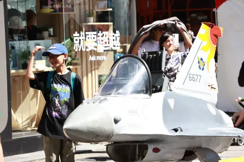 慶祝93軍人節！國軍嘉年華重返香堤廣場　軍民同樂支持國防
