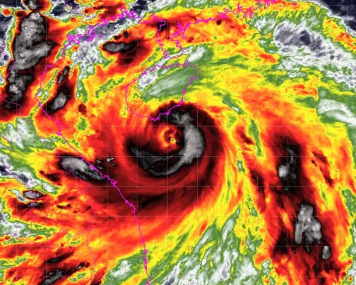 劍魚颱風還在增強！藍湖颱風最快週三生成　午後嚴防冰雹、強降雨
