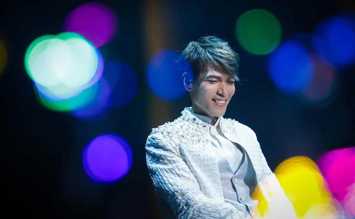 ▲歌手楊宗緯（如圖）日前在中國西寧演唱會發生意外，不慎從舞台跌落，主辦單位「動聽（上海）音樂文化發展有限公司」隨後發布官方聲明，強調楊宗緯的健康和安全是當前首要關切事項。（圖／翻攝自楊宗緯臉書）