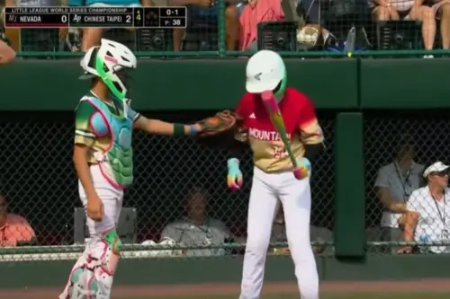 威廉波特／美國小將「石門水庫沒關」台灣捕手暖心提醒　笑翻全場
