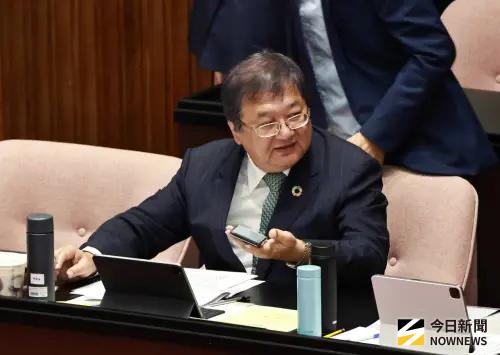 衛福部長由石崇良接任！邱泰源：全力配合行政團隊調整
