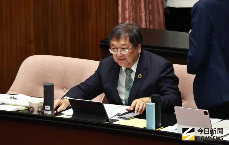 ▲近日啟動內閣改組，衛福部長邱泰源頻被點名下台。（資料照／記者吳翊緁攝）