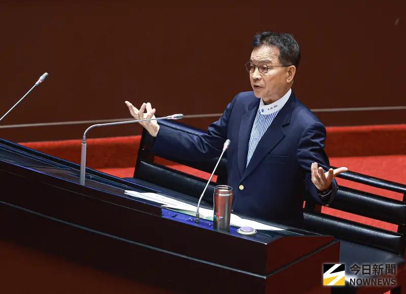 小紅書遭禁一年！賴士葆怒嗆這句　學者傻眼：法盲程度令人搖頭