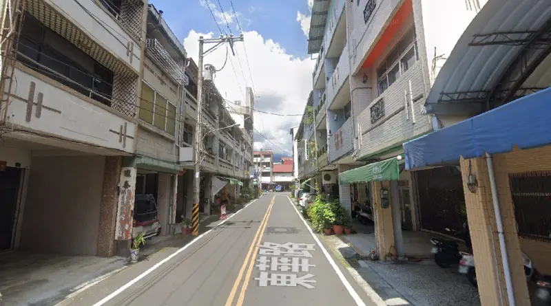 ▲巫男違停自家騎樓挨罰，二審翻盤，28張罰單需全繳納。（圖／翻攝Google Map）