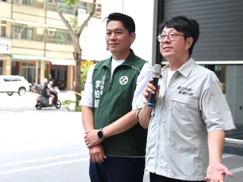 ▲尹立今(26)日宣布參選高雄市左營、楠梓區議員並提出「左楠共好、城市新生」的發展願景，並提出八大政策主張。（圖／立委李柏毅辦公室提供）