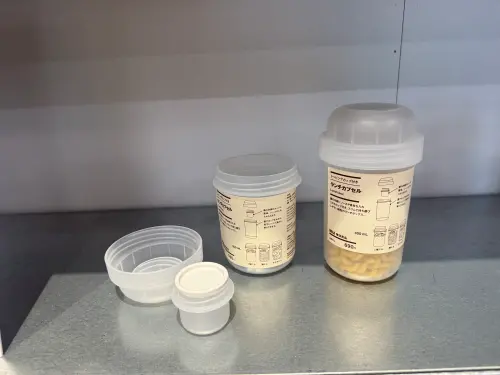 ▲輕食杯/附醬料盒 預計12月上市。（圖／記者鍾怡婷攝）