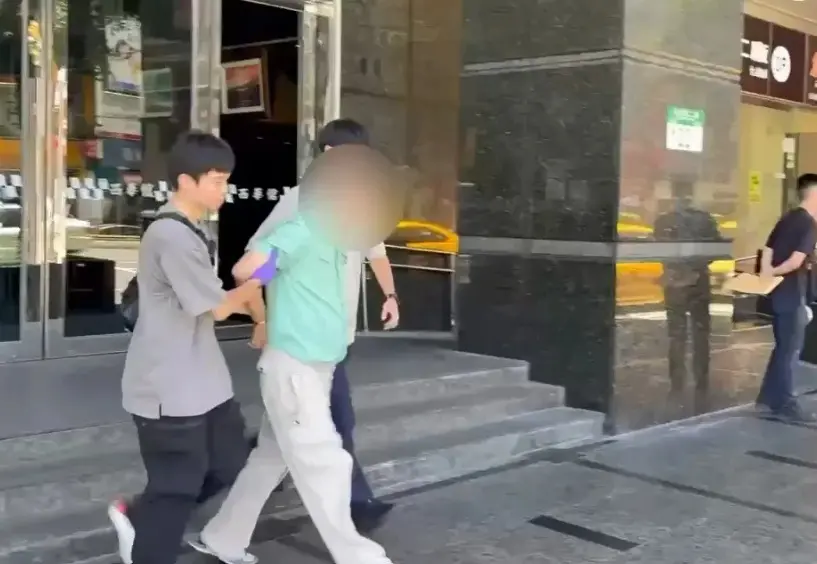 ▲陳姓男子在新店行政街縱火落網後，遭檢方聲押，台北地院今天開庭裁定羈押。（圖／警方提供）