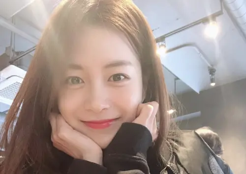 宋多恩宣示主權「同居BTS JIMIN」慘被老闆拋棄！公司:我們沒簽她
