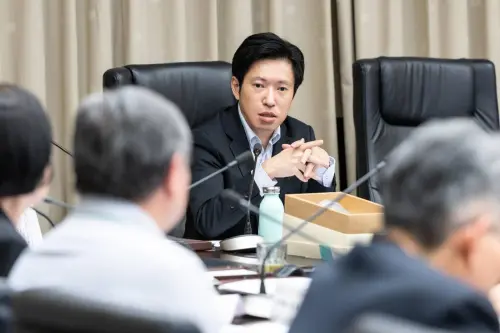 內幕／張惇涵成最年輕政院秘書長！他曝3大理由「蔡賴都愛用」
