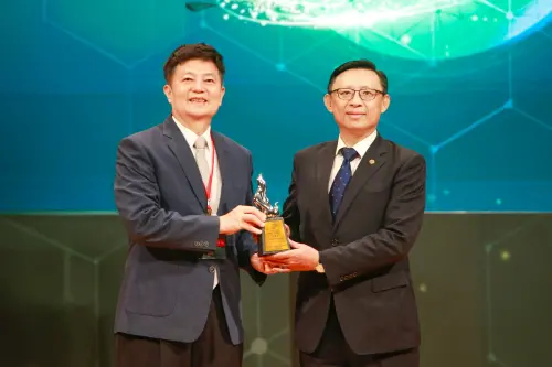 2025台灣保險卓越獎　全球人壽拿下資訊安全推展卓越獎銀質獎
