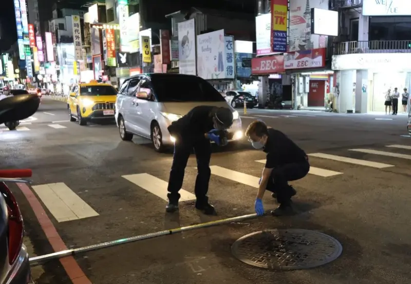 ▲桃園中壢27日發生墜樓意外，一名16歲少女到院前無生命跡象。（圖／翻攝畫面）