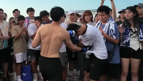 ▲鬥雞拳擊賽以獨特的「人牆式」近距離對戰形式，讓觀眾零距離感受拳拳到肉的震撼效果。（圖／鬥雞拳擊賽提供）