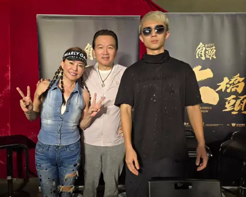 ▲狄鶯（左起）與孫鵬的紛爭，成為孫安佐離開家前往美國留學的導火線。（圖／翻攝自狄鶯臉書）