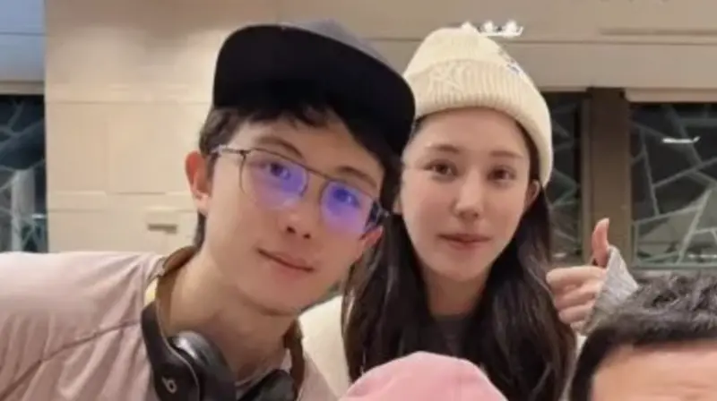 ▲孫安佐（左）近日深陷醜聞風波，昨（27）日晚間拍片澄清，並影射前女友「阿乃」（右）冒名爆料，對此今稍早她親上線回擊56字，稱孫安佐拍片穿的藍色上衣是自己的，「真的很奇怪！」（圖／翻攝自狄鶯臉書）