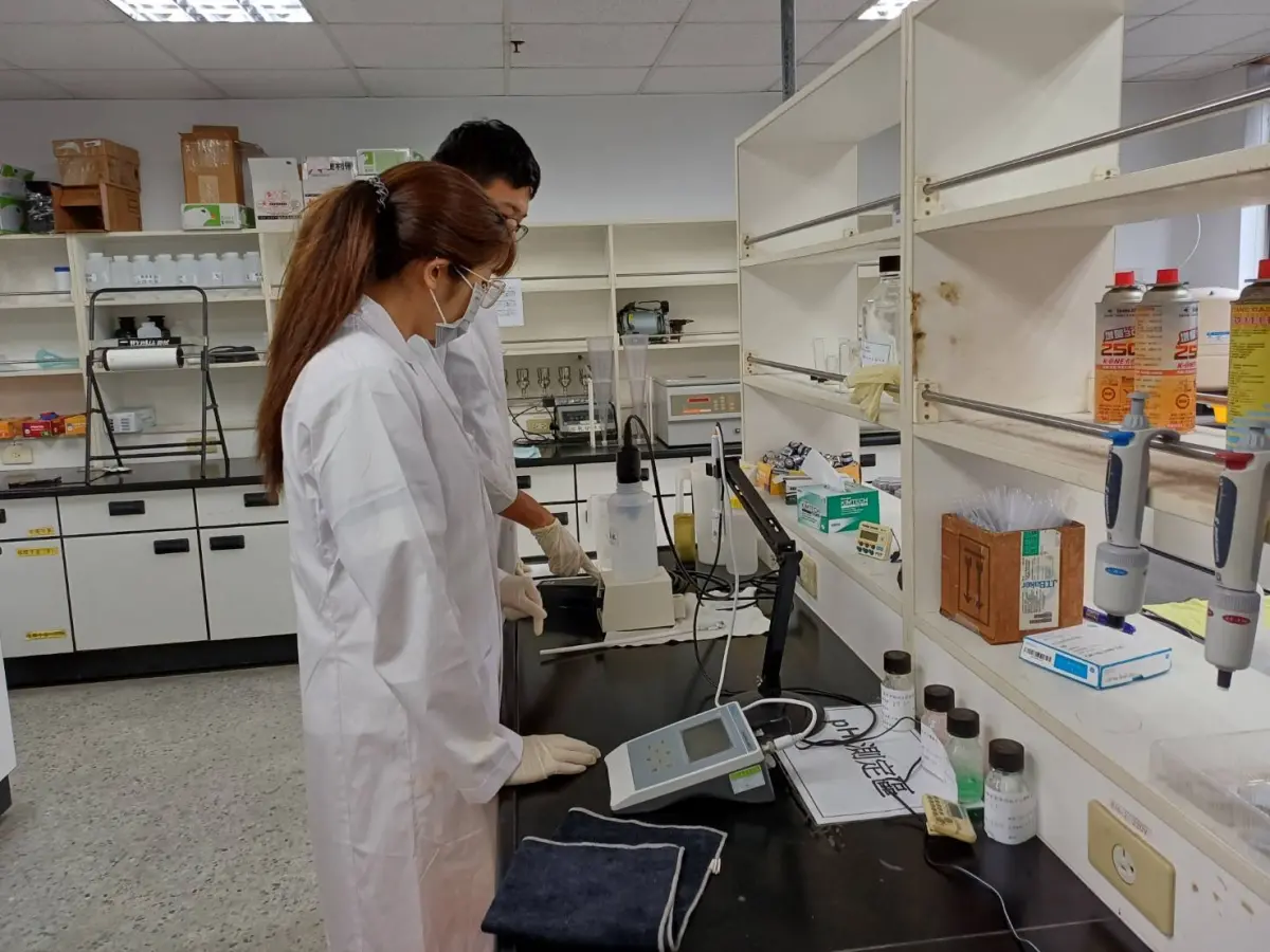 ▲水資中心水質檢測(圖／水利局提供2025.8.27)