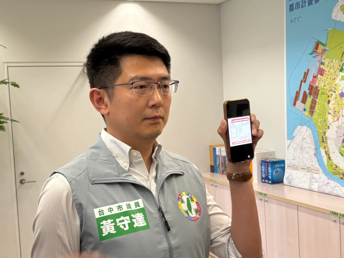 ▲黃守達等17名綠營青壯地方議員，連署要求賴清德改革。（圖／記者顏幸如攝，2025.08.28）