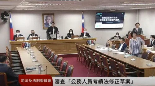 影／王義川孤軍奮戰！槓吳宗憲、黃國昌　反被嗆：要經你同意嗎？
