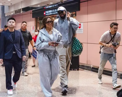 ▲唐斯此次來台行程滿檔，雲豹球團透露，唐斯他是搭乘CI7航班於8月28日早上5:10到達桃園機場第二航廈。（圖／雲豹球團提供）