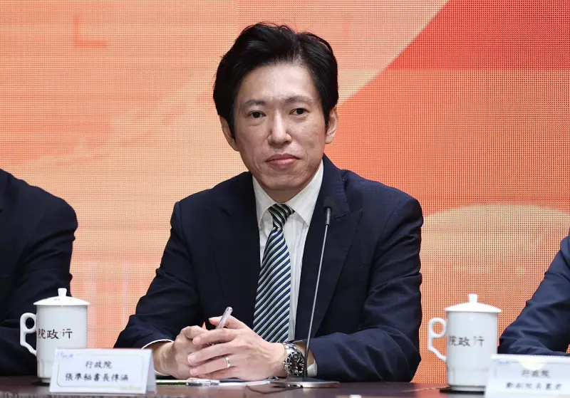 卓榮泰喻行政院工作「每天渡河搶灘」　張惇涵喊：全力衝衝衝