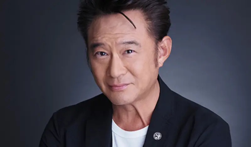 ▲65歲日本男星船越英一郎（如圖）再婚「國民美少女」松下萌子，他過去曾遭前妻松居一代爆料，吃了2倍非法壯陽藥外遇。（圖／翻攝自Horipro官網）