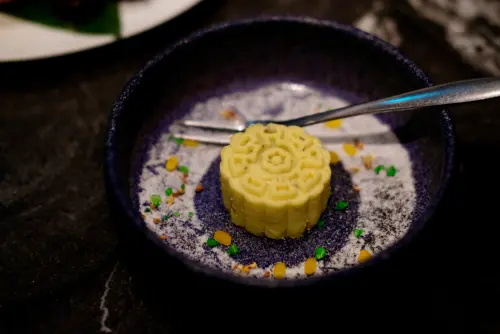 ▲但馬家涮涮鍋的甜品做工相當精緻，很具巧思。（圖／記者葉盛耀攝）