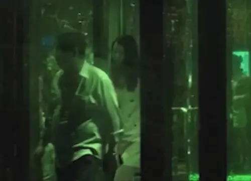 ▲先前網路流傳鄭文燦和一名長髮女子開房間的影片，對此鄭文燦稱影片為移花接木。（圖／翻攝自Next逆襲臉書）