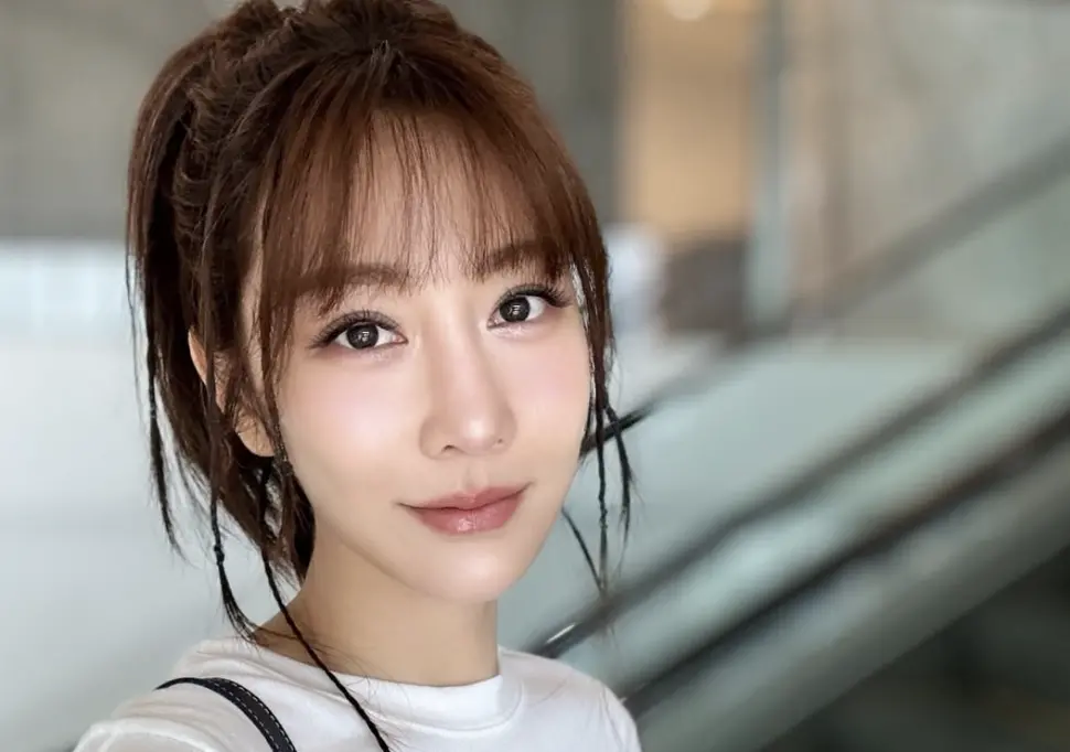 ▲曾莞婷曾是大牙結婚時的證婚人，得知兩人離婚覺得驚訝，大牙前夫阿廖師有傳訊息給她，向她道歉「讓妳失望了」。（圖／翻攝自IG@vicky_7155）