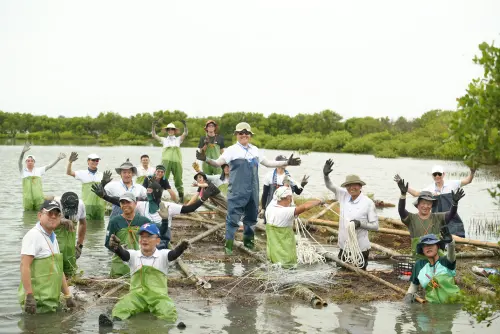 星耀能源發起「給水鳥一個家」環境行動　跨界共築生態浮島
