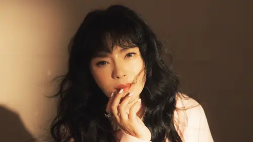 ▲唐綺陽認了自己再瘦下來以後飽受皮膚鬆弛之苦，找了好友李進良進行「微調」。（圖／翻攝自臉書唐綺陽占星幫）