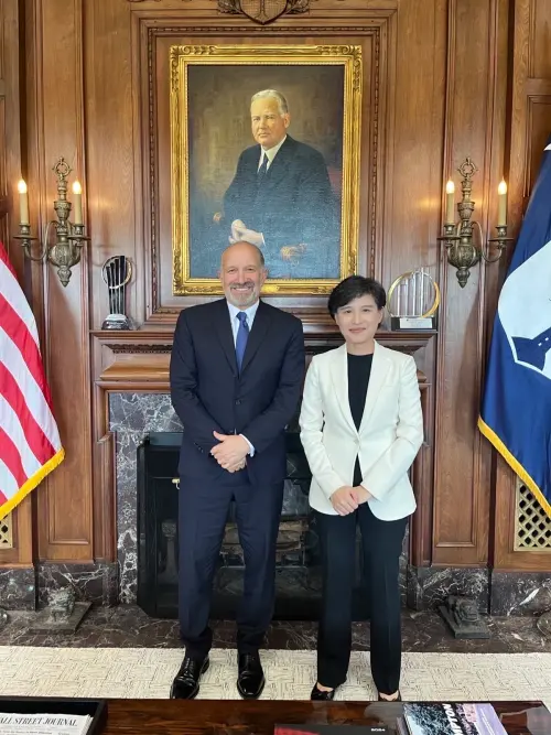 ▲被指台灣談判團隊赴華府談判時，都在酒店與美方視訊，行政院釋出照片駁斥。（圖／行政院提供）