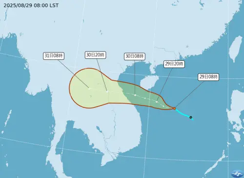 ▲熱帶性低氣壓TD17路徑朝中南半島前進，對台灣沒有直接影響。（圖／中央氣象署cwa.gov.tw）