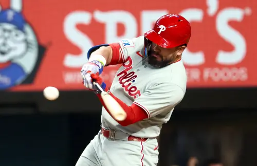 ▲費城費城人重砲舒瓦伯（Kyle Schwarber）本季累積52轟超越大谷翔平登上國聯全壘打王。（圖／路透／達志影像）