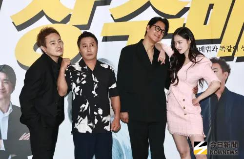 ▲▲韓國電影《懸賞令》參演演員為申鉉濬、金炳萬、裴優熙、雷嘉汭、綠茶、黃小柔。（圖／記者吳翊緁攝）