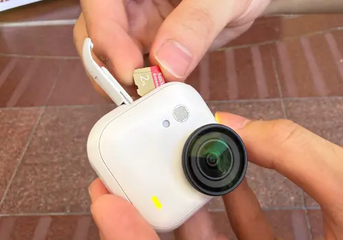 ▲Insta360 GO Ultra。（圖／記者周淑萍攝）