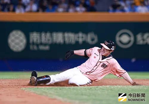 ▲統一獅外野手林安可今日交手富邦悍將，單場敲出3安，演出猛打賞。（圖／記者葉政勳攝 ,2025.08.29）