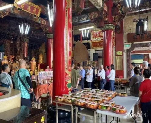 ▲慶贊中元節，南投縣政府鼓勵民眾響應各項環保祭祀行動，如「以功代金」、「以米代金」及「集中普度」等。（圖／環保局提供）