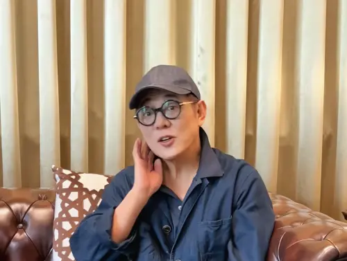 ▲62歲的李連杰（如圖）最近曾在影片裡承認之前住院是切除頸部腫塊，他多年前碰上南亞海嘯的驚險遭遇，被好友向太陳嵐在影片中揭露。（圖／摘自抖音 @李连杰）