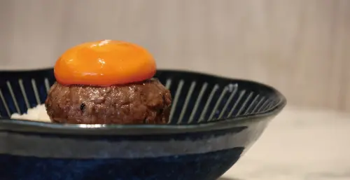 ▲老井極上燒肉也在現場推出獨家漢堡排。（圖／flavor提供）