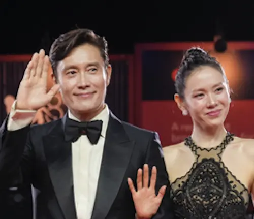 孫藝真威尼斯影展秀性感美背！茱莉亞羅勃茲新片捲入MeToo爭議
