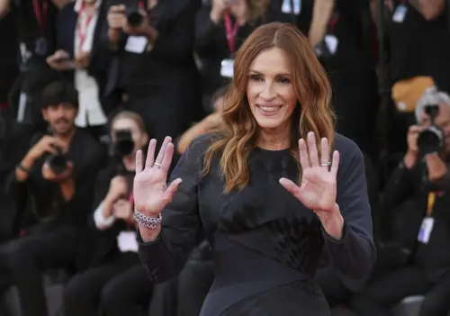 ▲茱莉亞羅勃茲在威尼影展首映的新片，涉及MeToo爭議，影評反應兩極化，她的演出卻頗有好評。（圖／美聯社／達志影像）