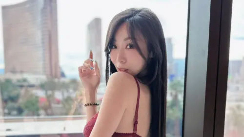 ▲夏晴子直言她們本來的工作就是走大尺度，演出自然是真槍實彈，不可能再花錢搞特效：「否則誰來演都一樣。」（圖／翻攝自夏晴子X）