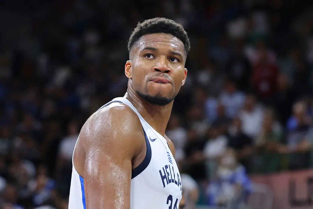 NBA／公鹿要怎麼激活字母哥？主帥偷學希臘戰術 前往歐錦賽取經